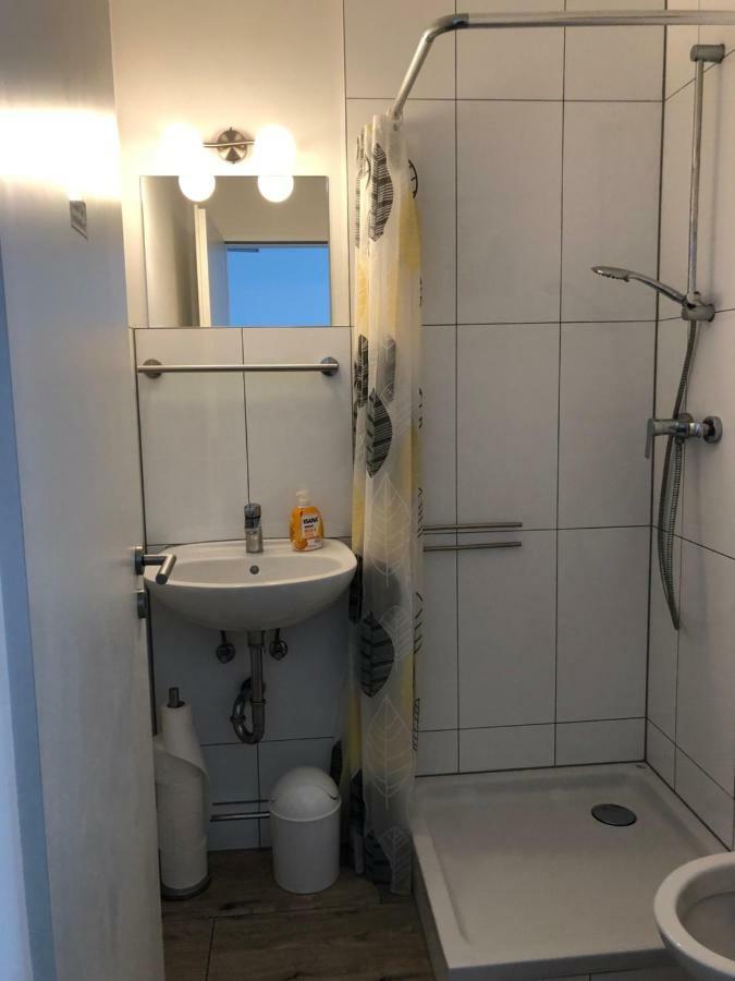 Fremdenzimmer Sas Hückelhoven Exteriör bild